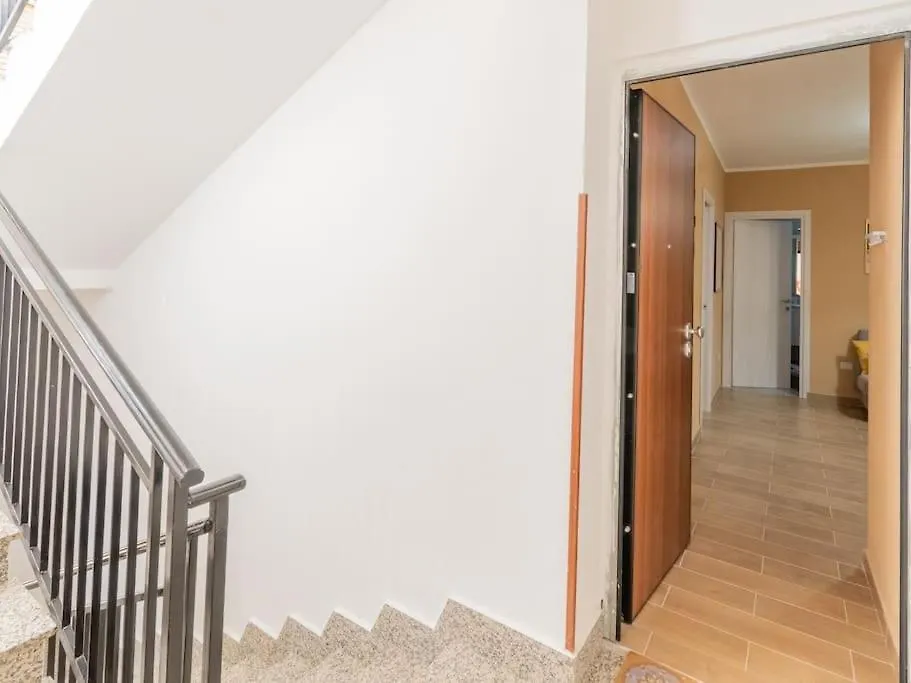 Apartment Casa Vacanze La Dolce Vita Mandra Capreria Italy
