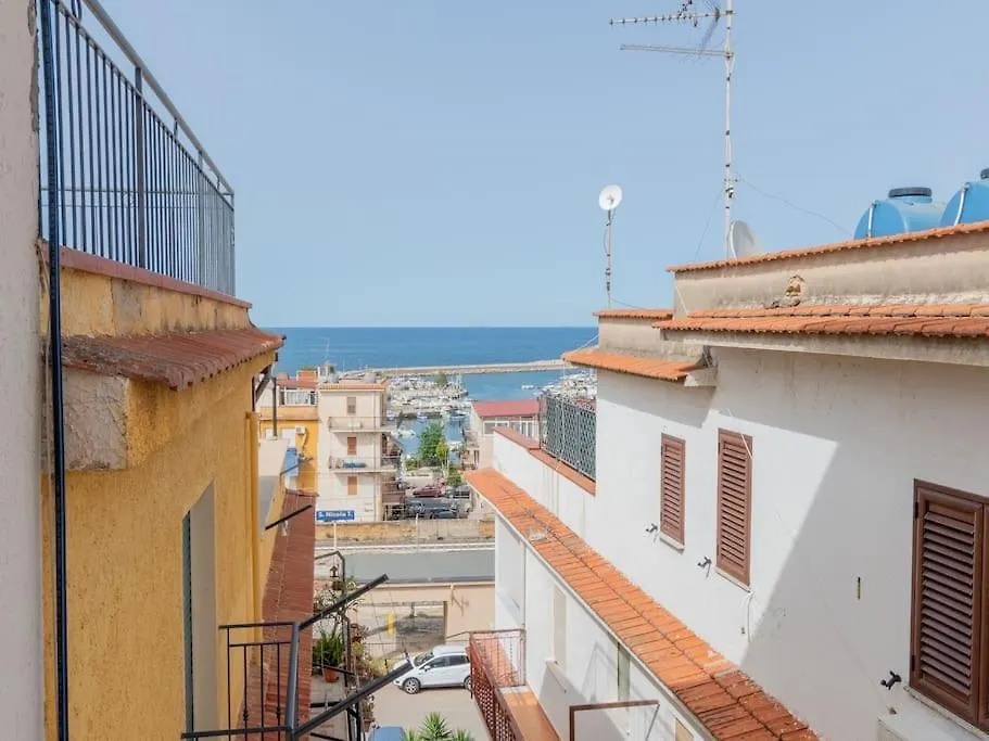 Casa Vacanze La Dolce Vita Mandra Capreria 0*,  Italy