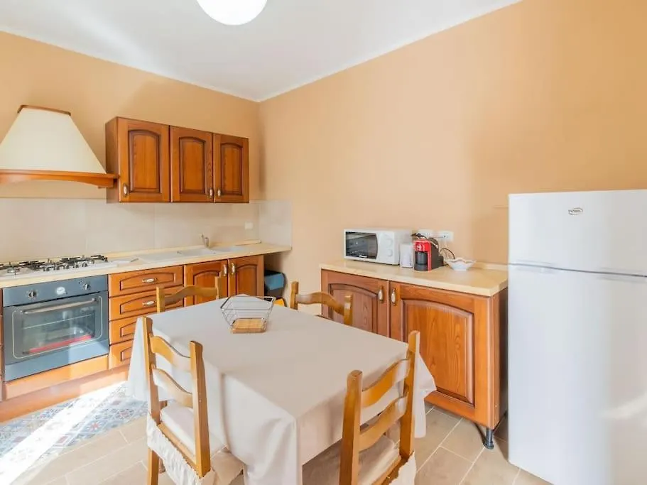 Casa Vacanze La Dolce Vita Mandra Capreria Apartment