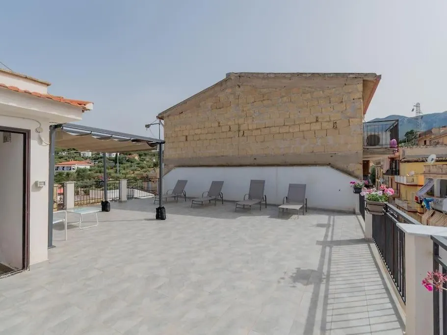 Casa Vacanze La Dolce Vita Mandra Capreria Apartment